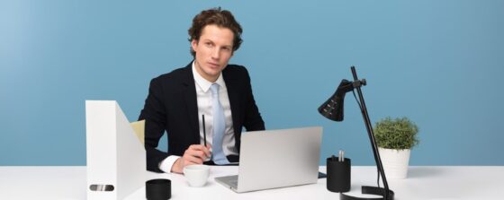 10 clés pour maîtriser la paie externalisée : avantages et comment choisir le bon prestataire