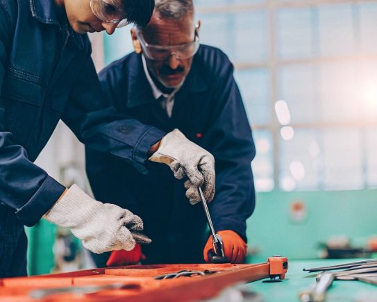 Aides à l’embauche des apprentis en 2025 : ce qui change